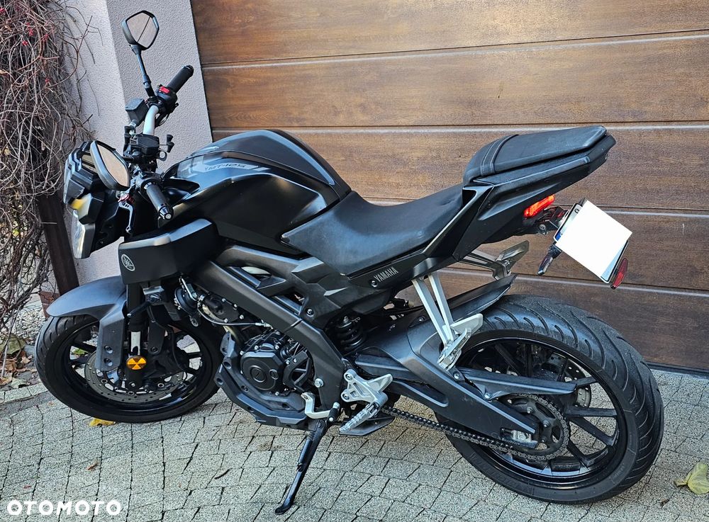 Yamaha MT - 8