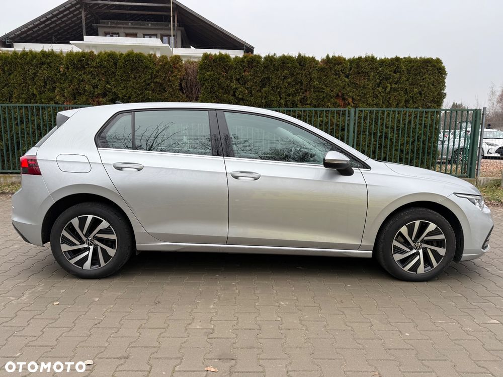 Volkswagen Golf - 12