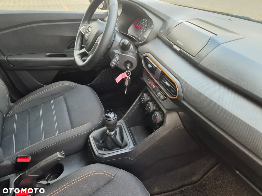 Dacia Sandero Stepway TCe 110 Expression + - 9