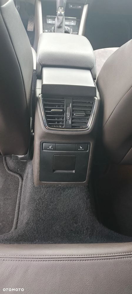 Skoda Octavia 2.0 TDI 4x4 DSG L&K - 17