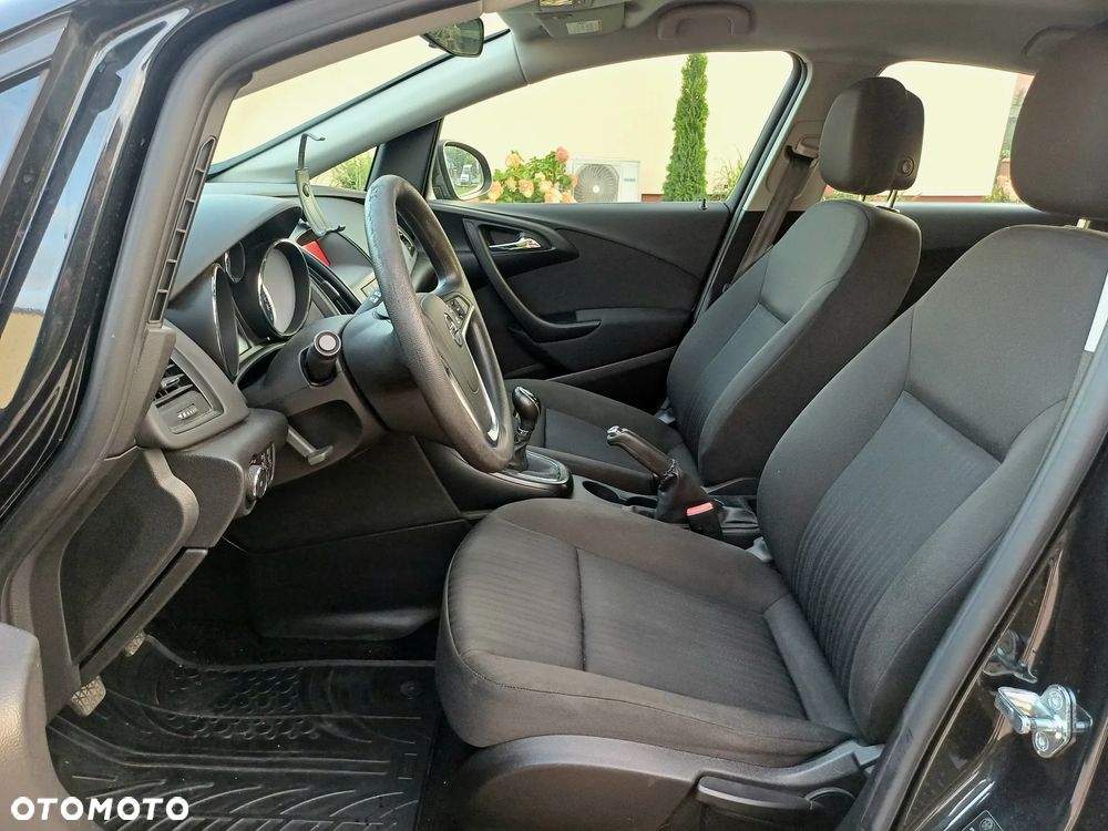 Opel Astra 1.4 Turbo Style - 11