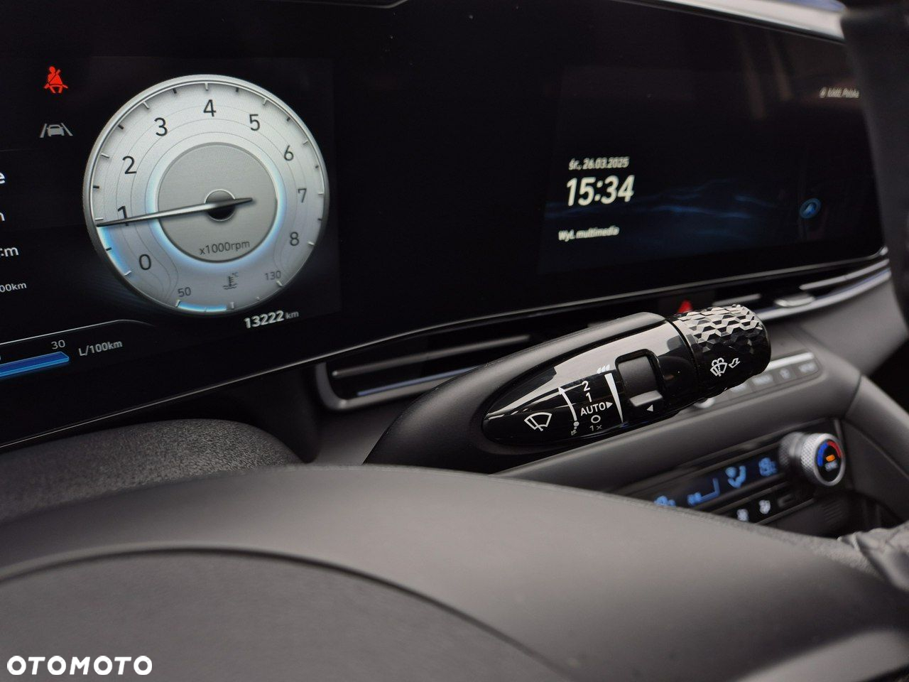 Hyundai Elantra - 24