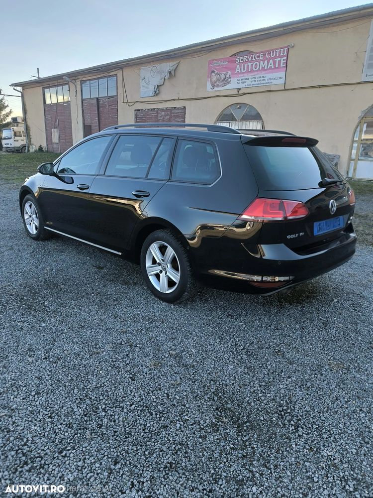 Volkswagen Golf 1.6 TDI BlueMotion Technology DSG Comfortline - 4