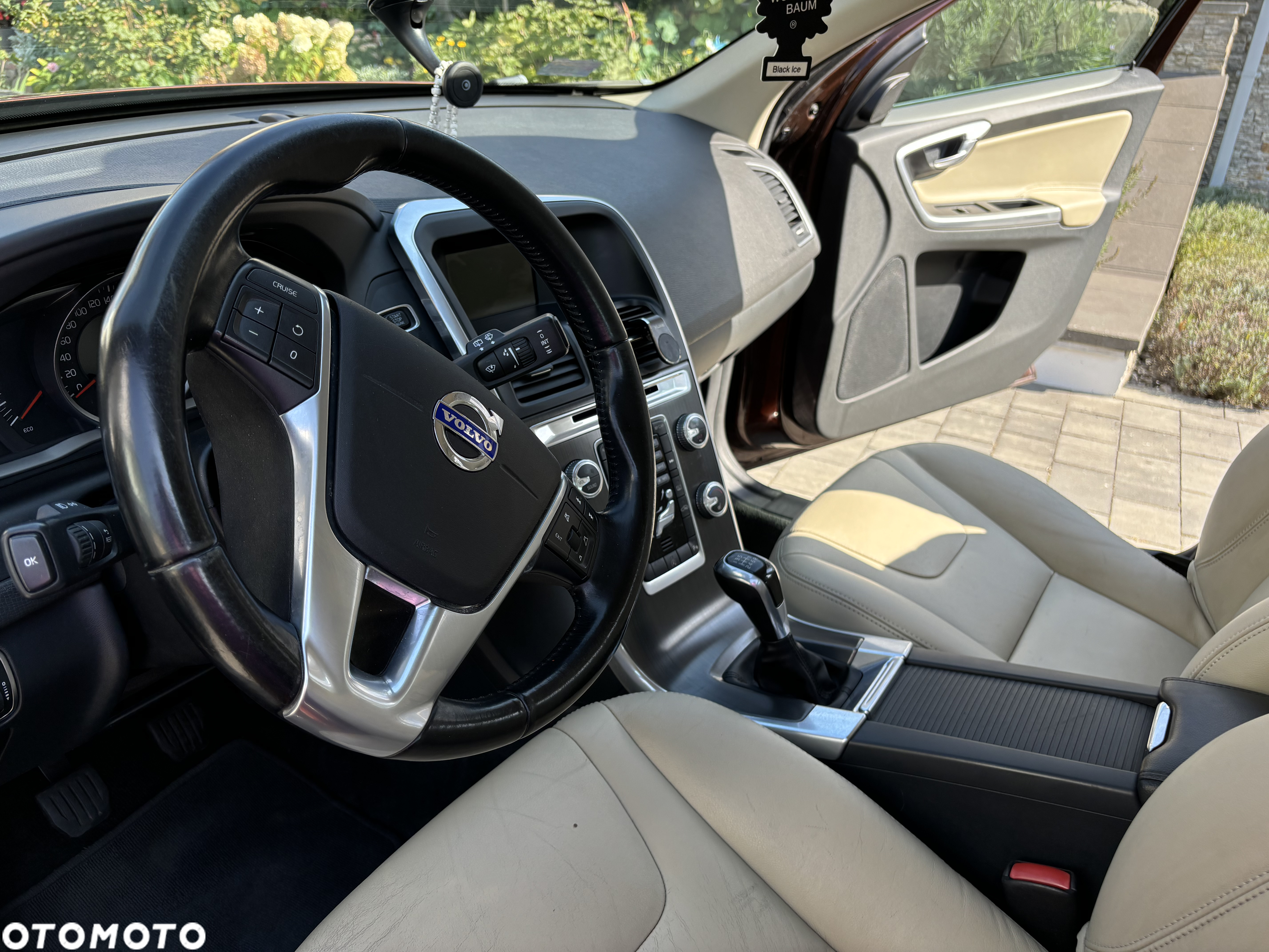 Volvo XC 60 - 36