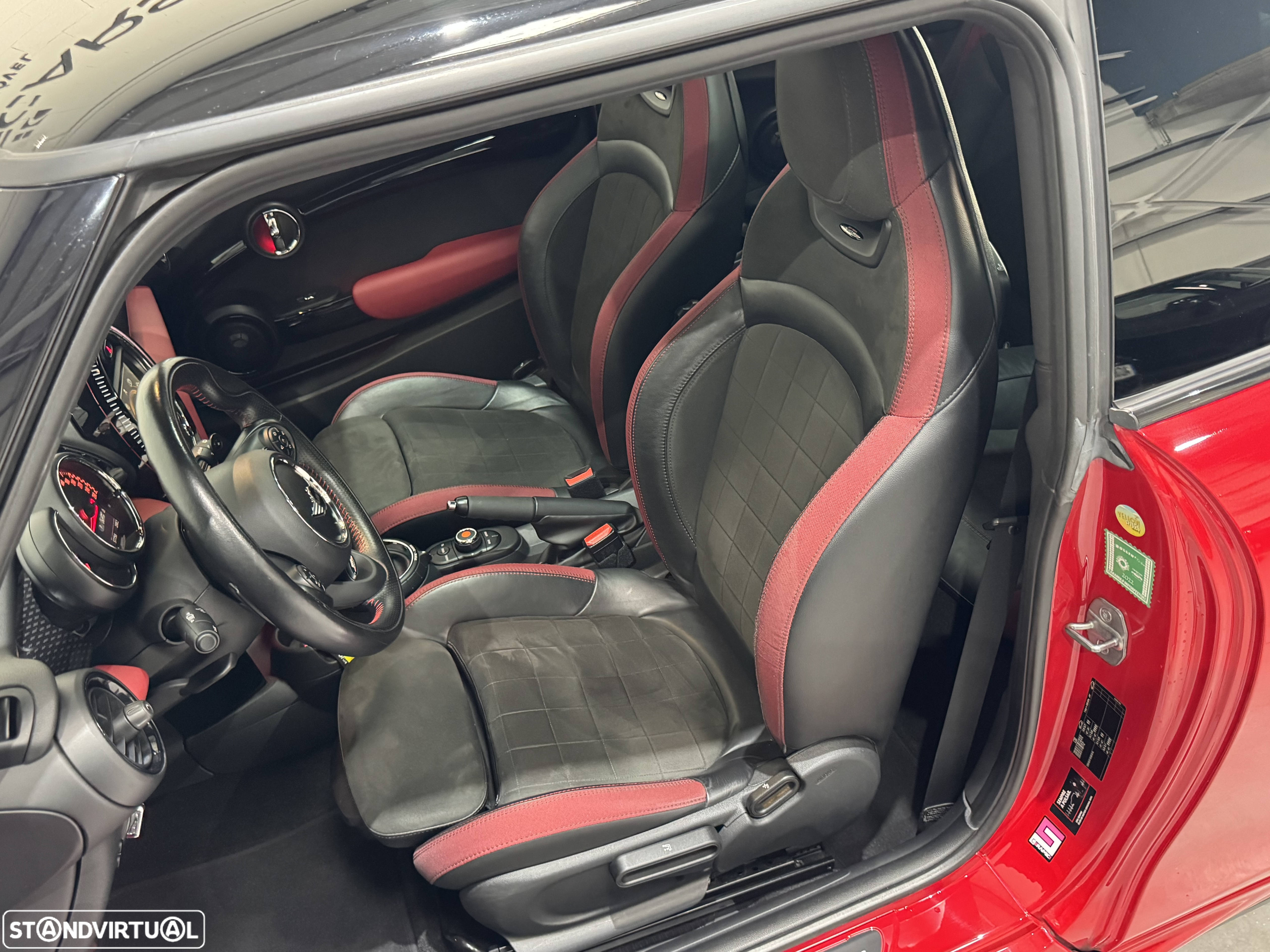 MINI 3 Portas John Cooper Works Auto Desportiva - 13