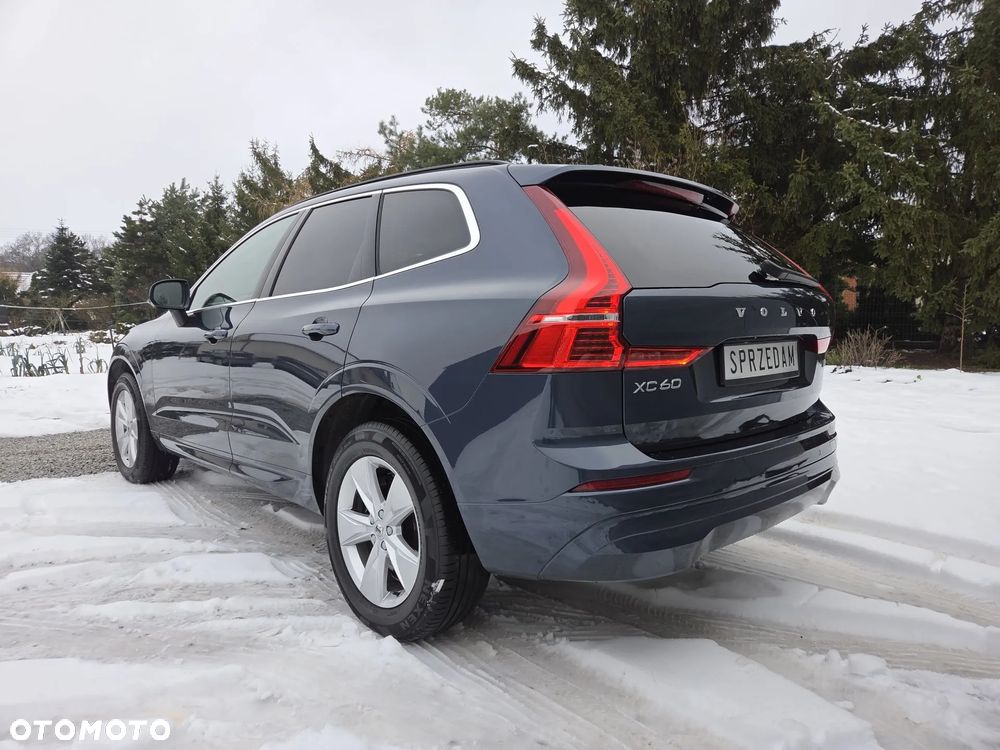 Volvo XC 60 B4 D Geartronic Momentum Pro - 25