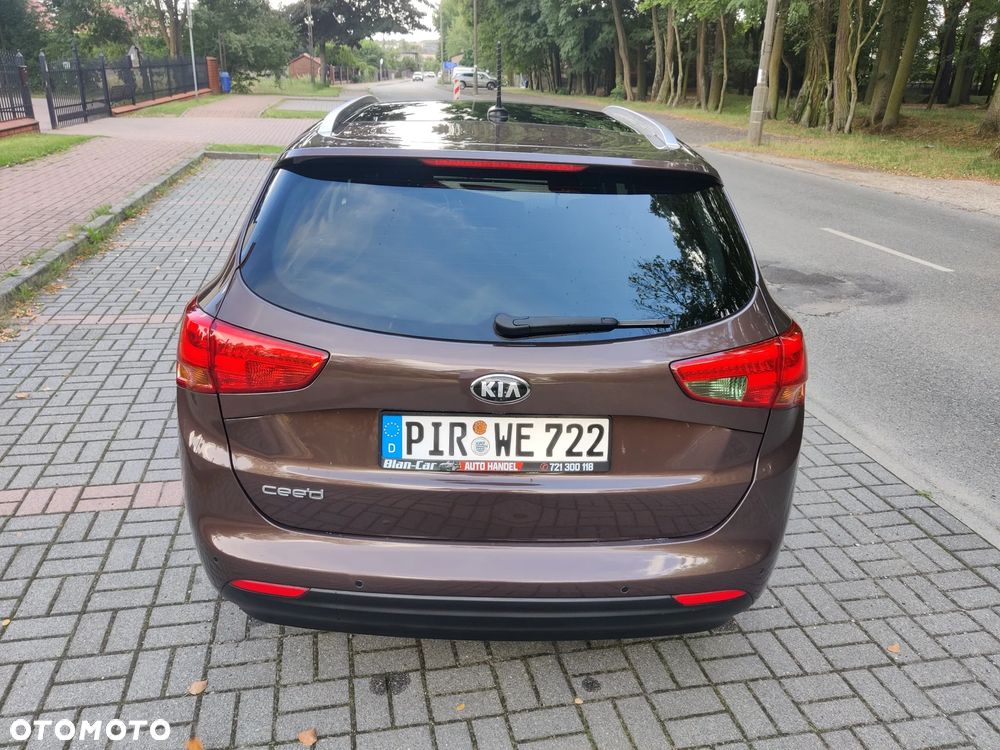Kia Ceed 1.6 GDI DCT Platinum Edition - 6