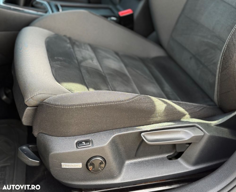 Volkswagen Golf 1.4 TSI Highline - 19