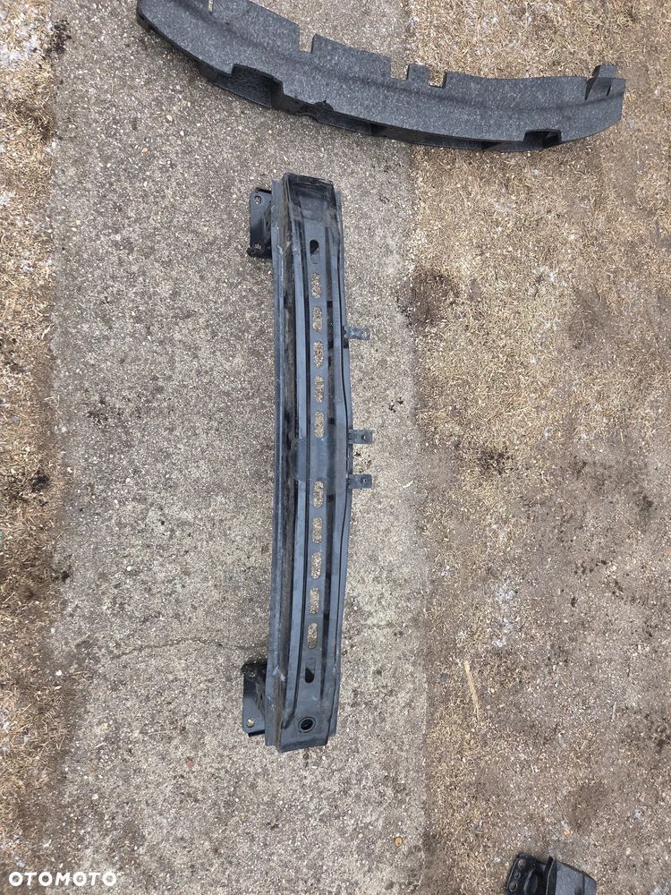 Belka Pod Zderzak przód Przedni Škoda Octavia III 3 5E0807109A 5E0807248 wzmocnienie zderzaka przód przednie Skoda Octavia III 3 Na Radar - 9