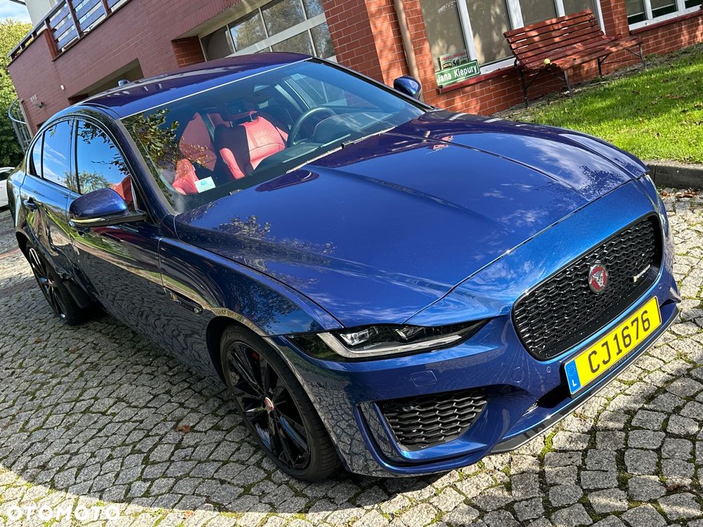 Jaguar XE 2.0 P300 AWD R-Dynamic HSE - 7