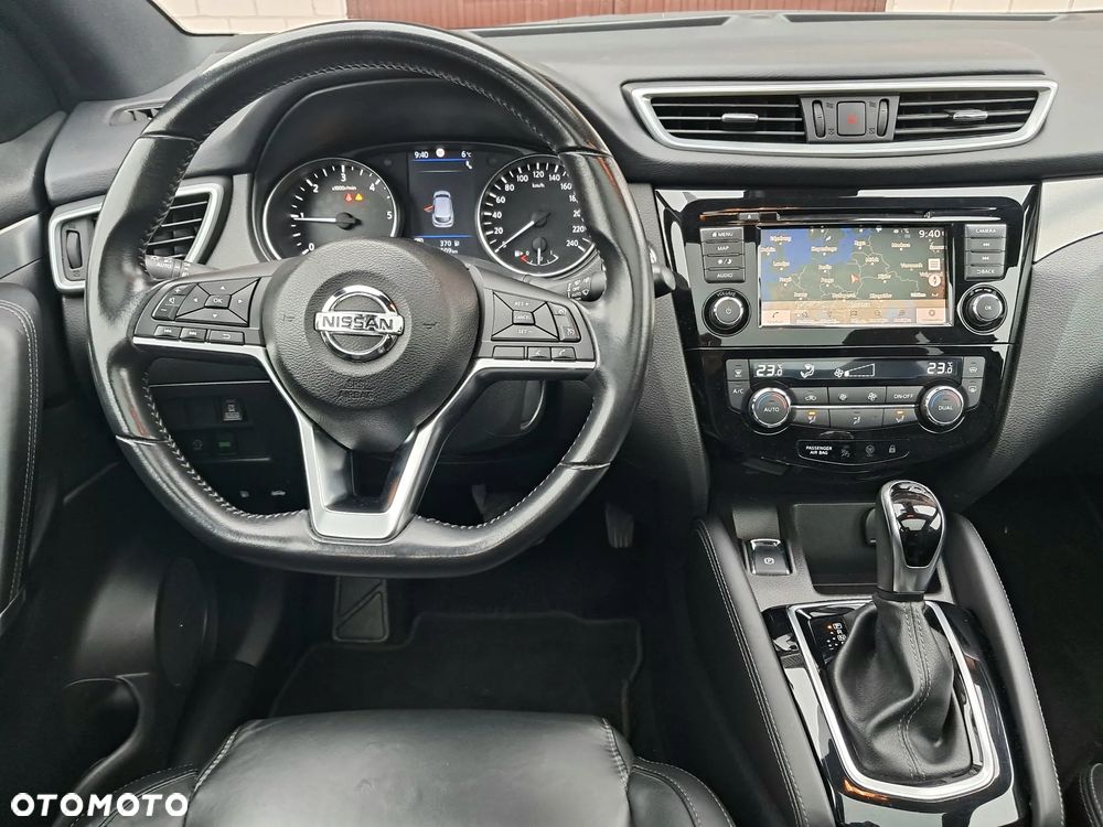 Nissan Qashqai 1.7 dCi 4x4 Tekna+ Xtronic - 11