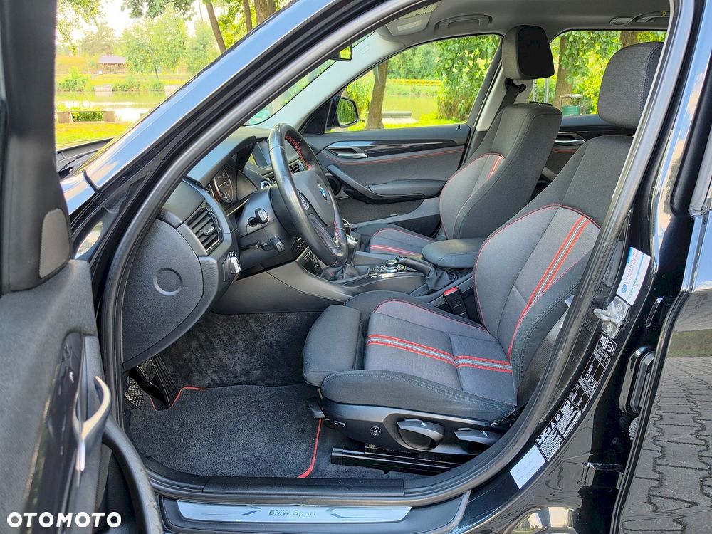 BMW X1 xDrive20d Sport Line - 17