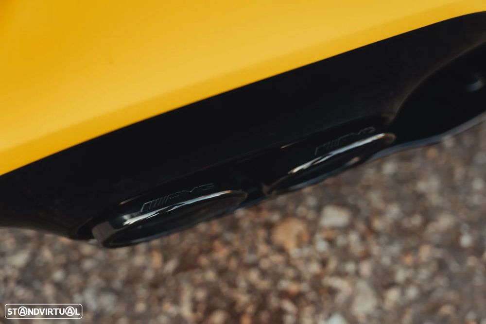 Mercedes-Benz A 45 AMG - 21