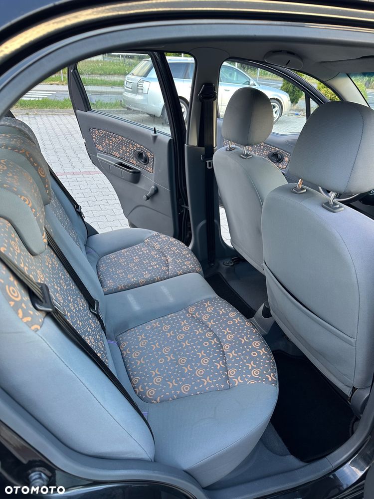 Chevrolet Matiz - 12