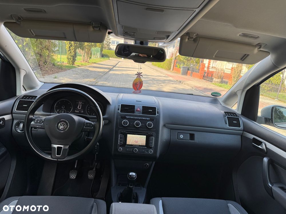 Volkswagen Touran 1.6 TDI DPF Life - 8