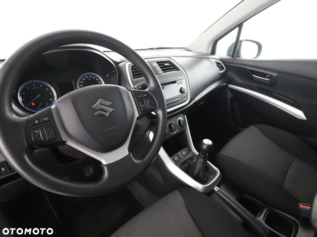 Suzuki SX4 S-Cross 1.6 Comfort - 14