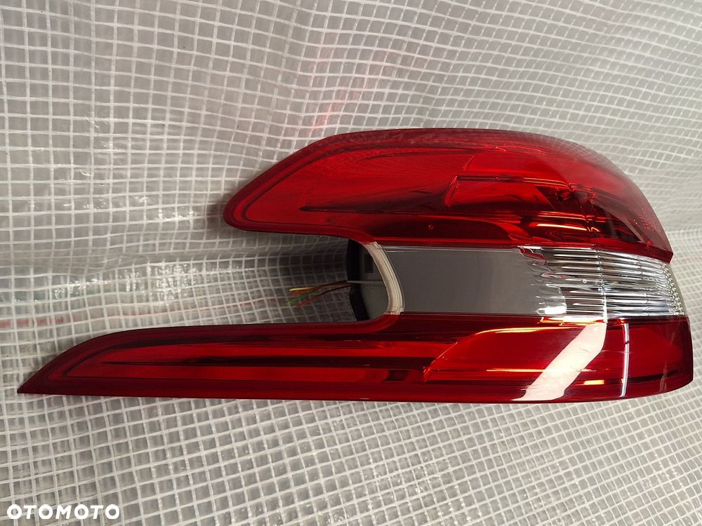 lampa tyl tylna lewa peugeot 308 II t9 2013-2017 kombi sw 9678093980 europa orginal demontaz - 3