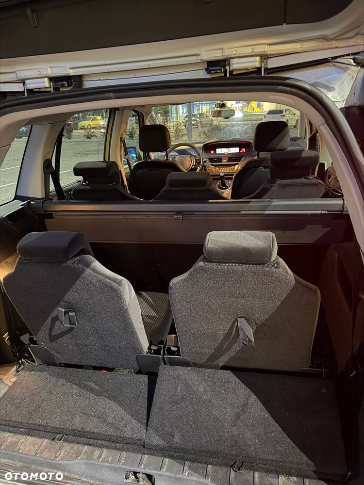 Citroën C4 Grand Picasso - 10