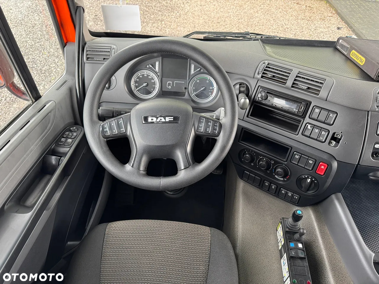 DAF CF 400 / 6X2 / HAKOWIEC / ZABUDOWA PALFINGER - 20 000 KG / Z NIEMIEC - 31