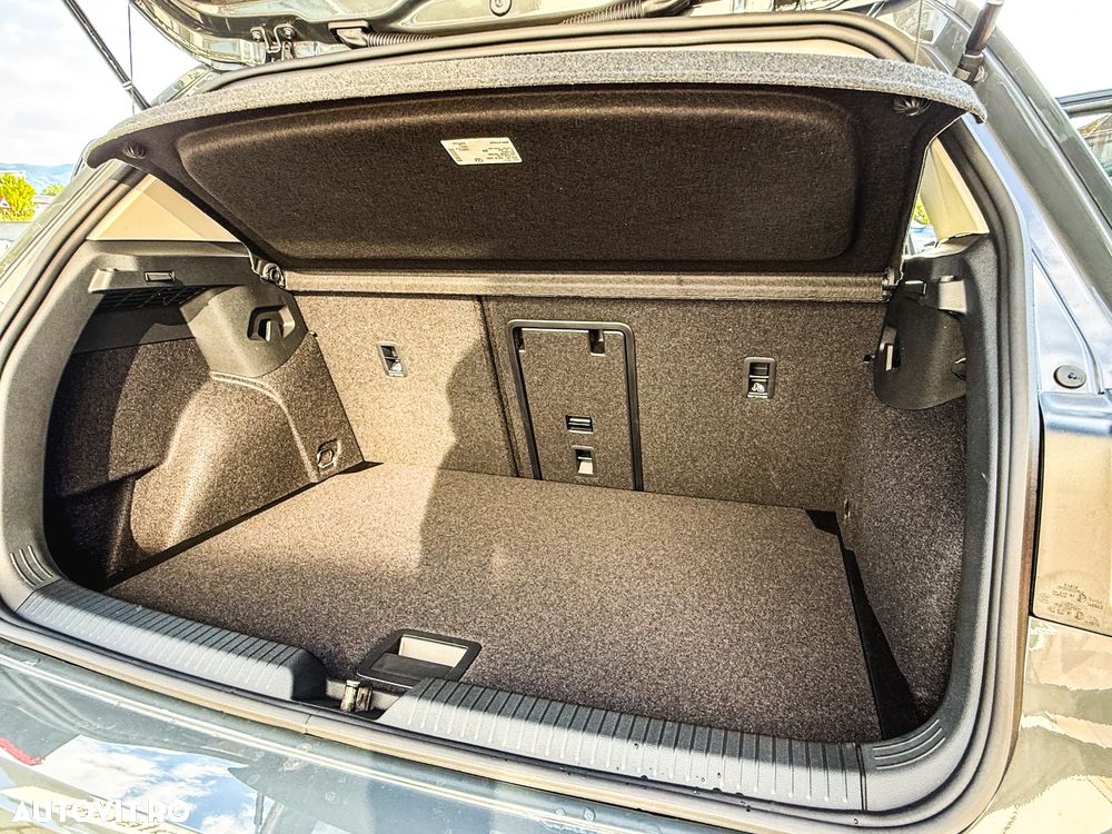 Volkswagen Golf 1.5 eTSI MHEV 150CP DSG Style - 26