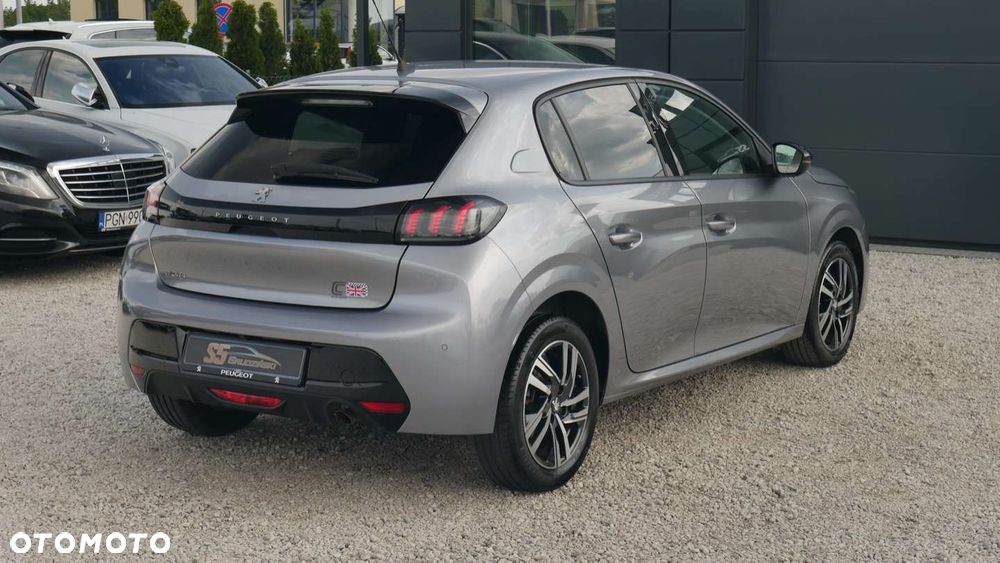 Peugeot 208 - 7