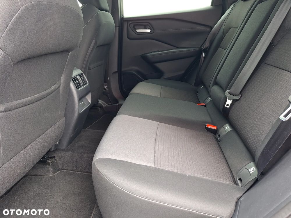 Nissan Qashqai 1.3 DIG-T mHEV N-Connecta Xtronic - 8