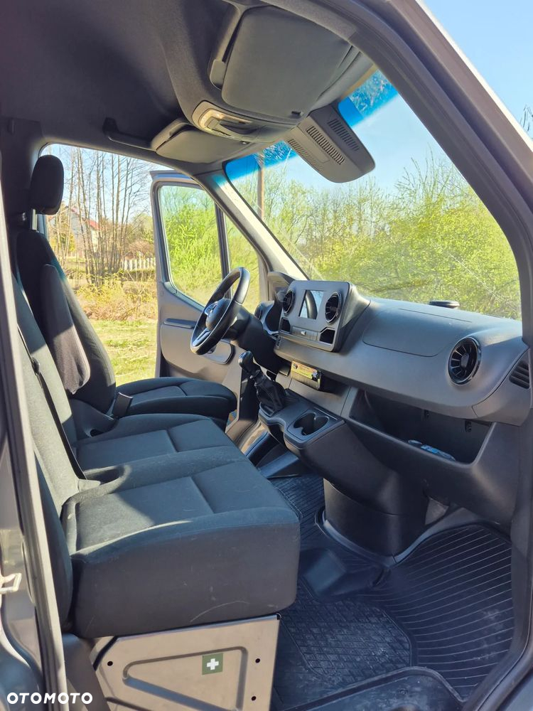 Mercedes-Benz 319 CDI OM654 - 10