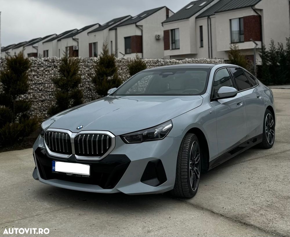 BMW Seria 5 520d xDrive Aut. - 1