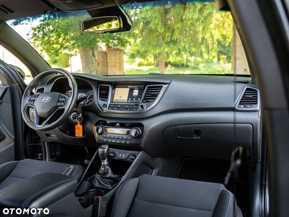 Hyundai Tucson blue 1.6 GDi 2WD Passion - 29