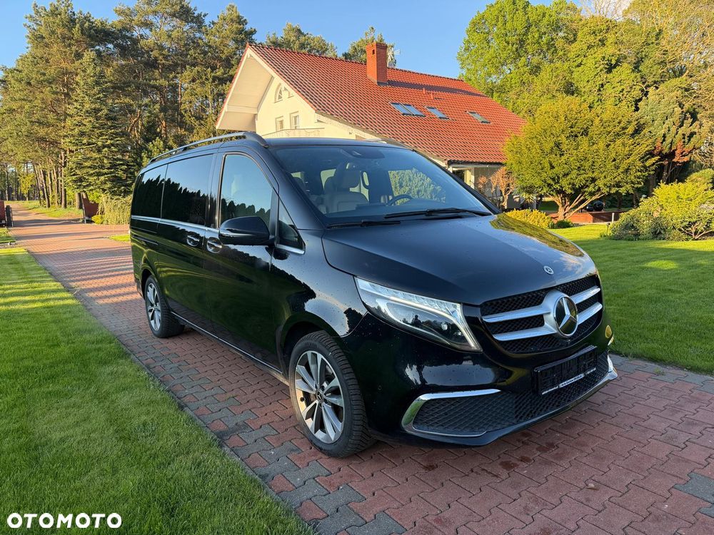 Mercedes-Benz Klasa V 250 d lang 4Matic 9G-TRONIC Exclusive - 14