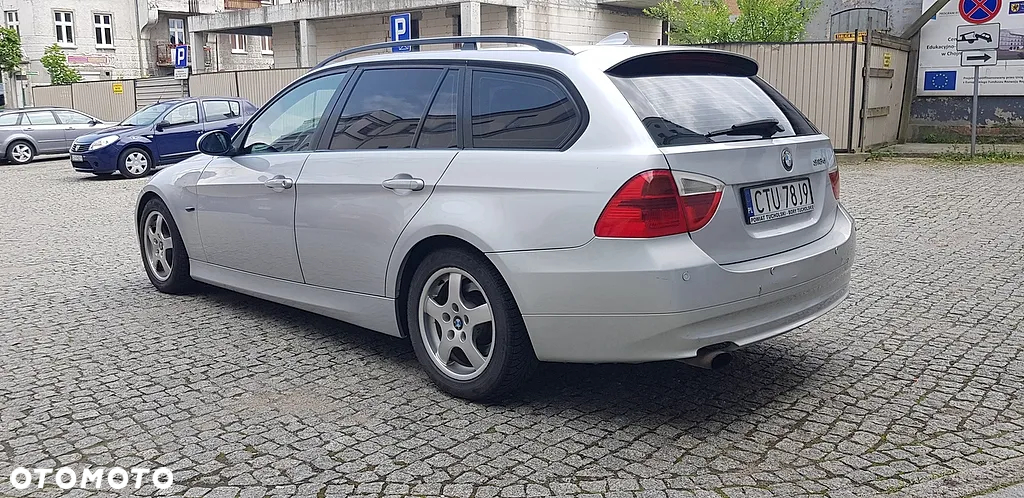 BMW Seria 3 318d - 7