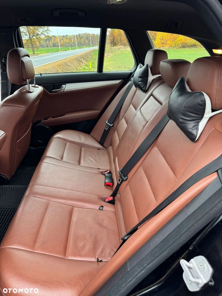 Mercedes-Benz Klasa C 250 CDI DPF Automatik BlueEFFICIENCY Avantgarde - 4