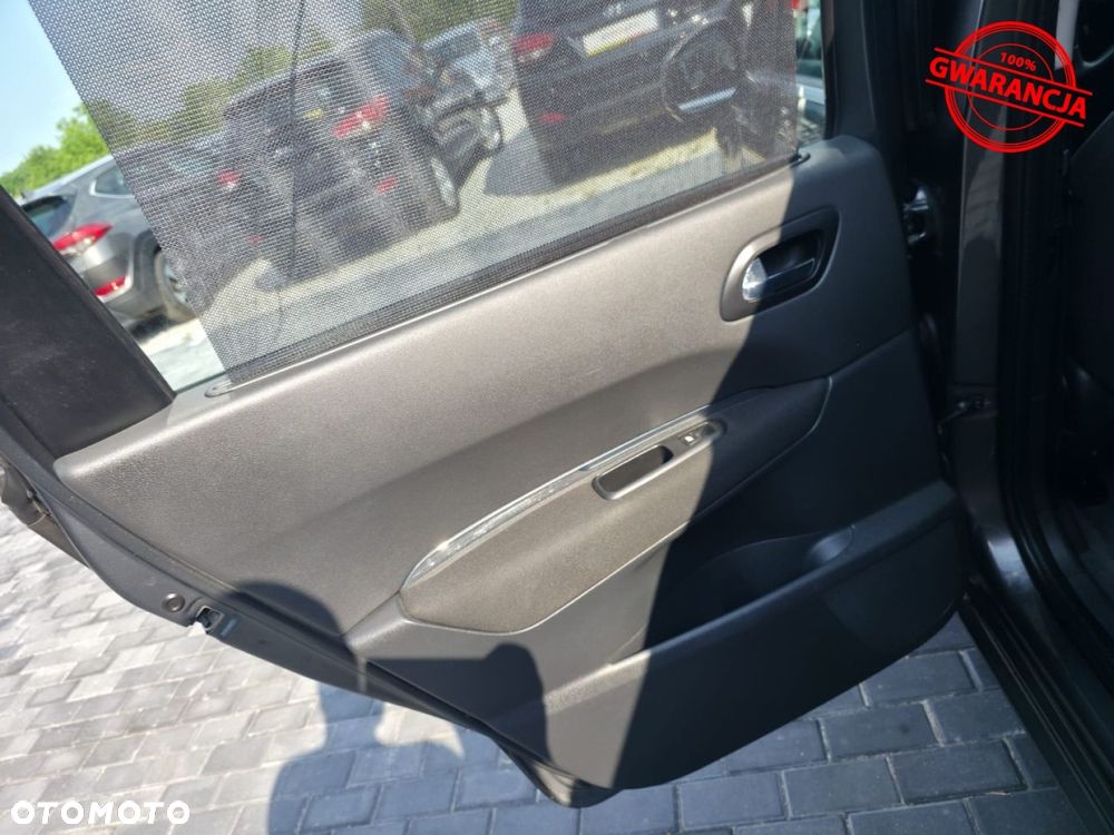 Peugeot 5008 - 40