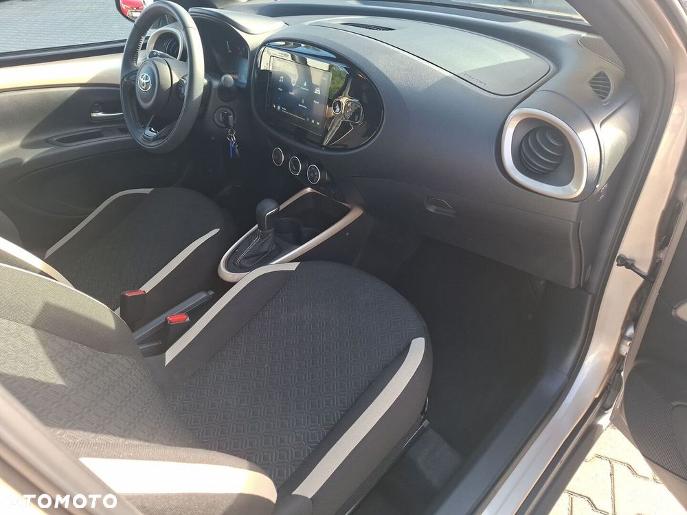 Toyota Aygo X 1.0 VVT-i Style CVT - 9