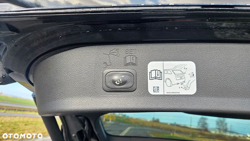 Ford Kuga 1.5 EcoBoost 2x4 ST-Line - 19