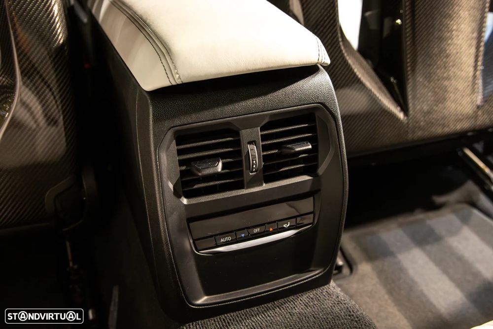 BMW M4 Competition - 36