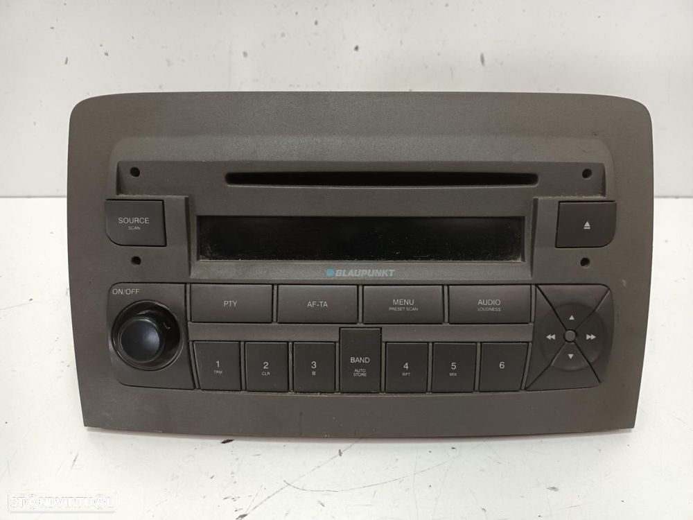 SISTEMA DE ÁUDIO RÁDIO CD FIAT IDEA 135 - 1