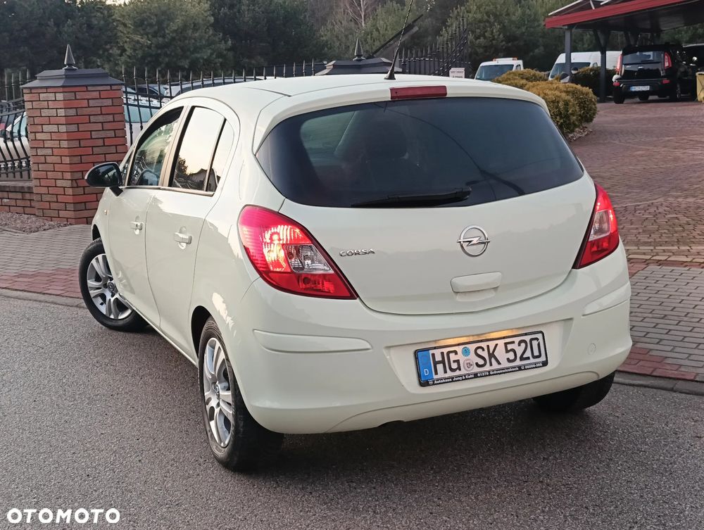 Opel Corsa 1.4 16V Edition - 5