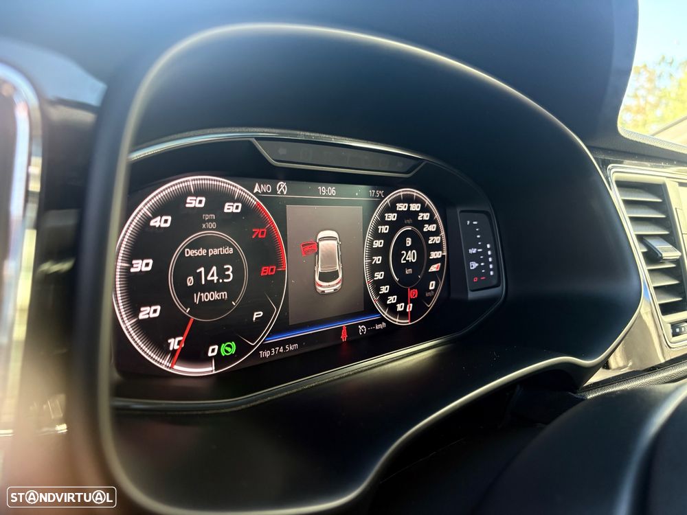 SEAT Leon 2.0 TSI Cupra DSG S/S - 24