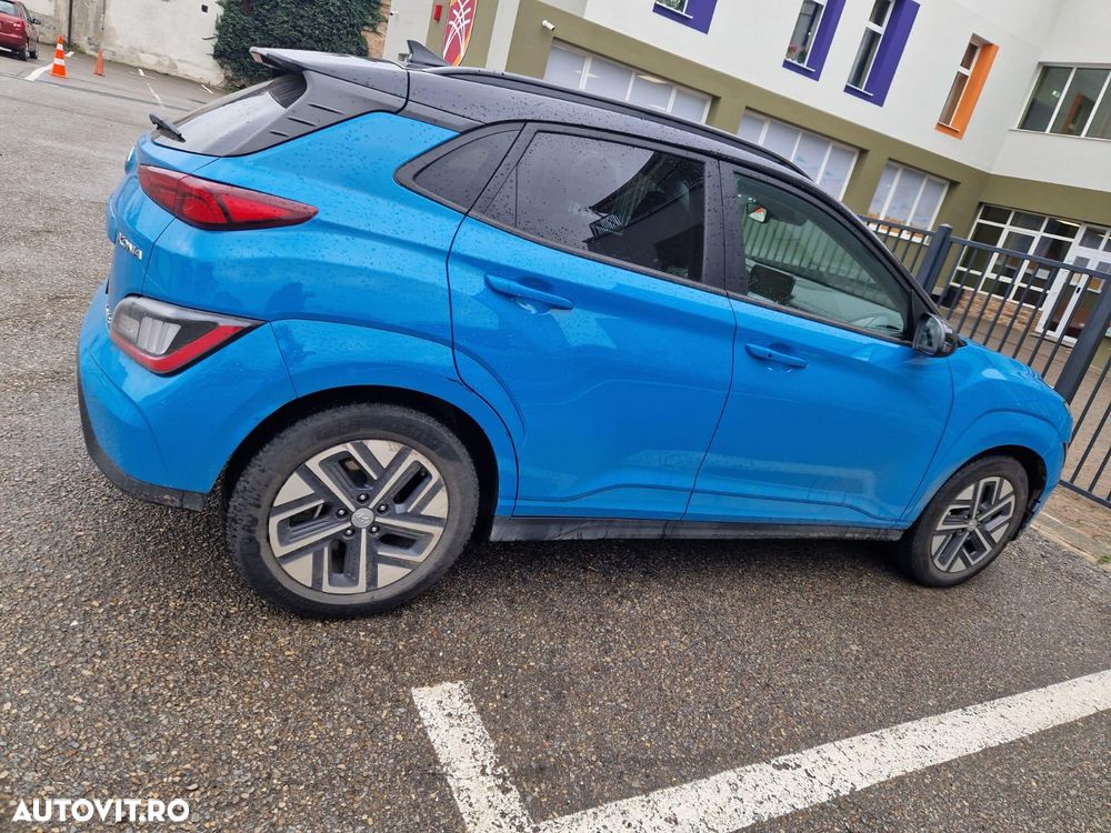 Hyundai KONA 204CP Luxury - 2