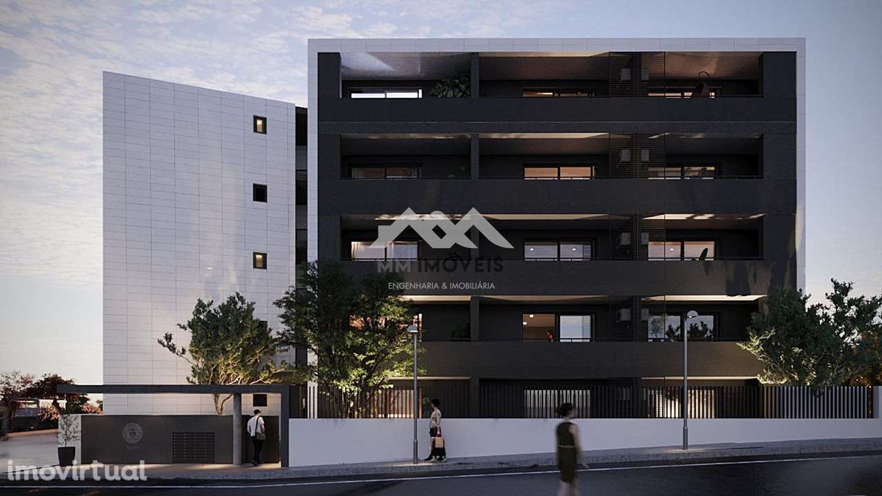 Ap. T0 em Condomínio Fechado | 5 min. Marina do Freixo | Piscina | Pad - Grande imagem: 2/30