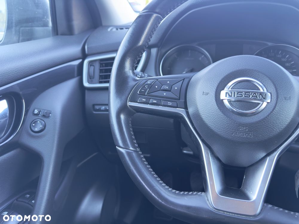 Nissan Qashqai 1.5 dCi N-Connecta - 20