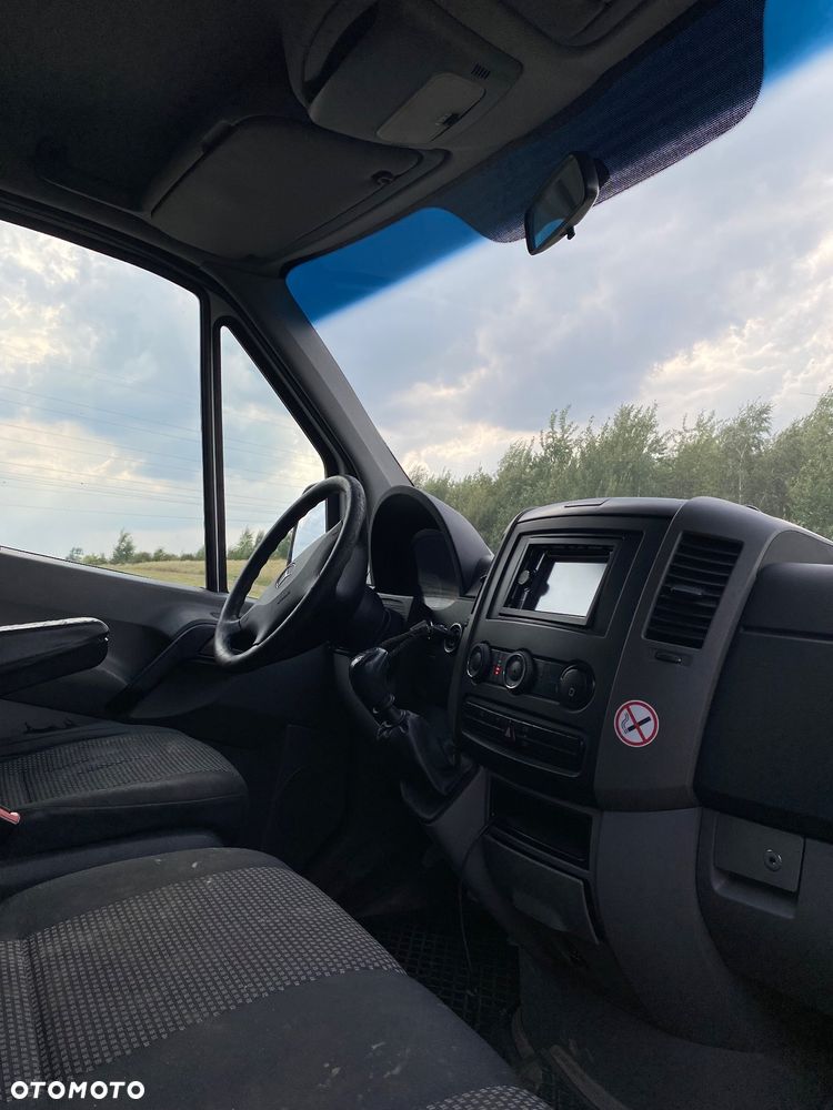Mercedes-Benz Sprinter - 12