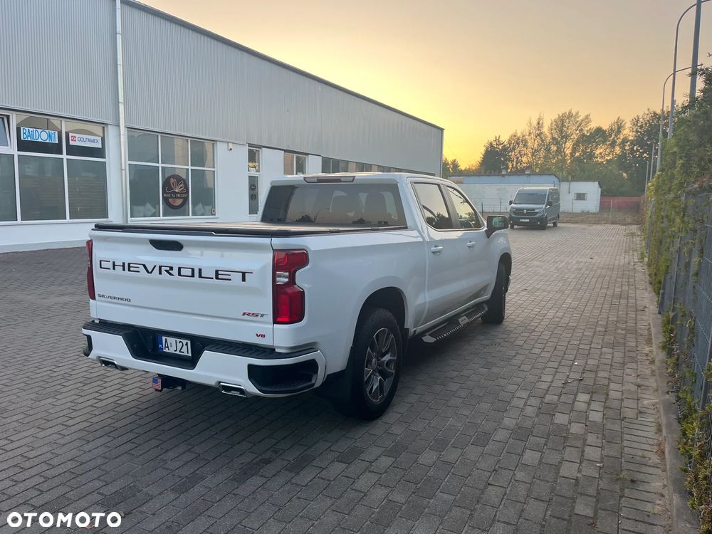 Chevrolet Silverado - 4