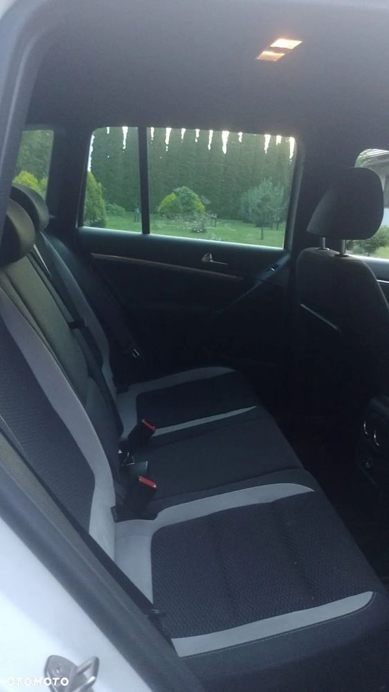 Volkswagen Tiguan 1.4 TSI 4Mot Perfectline R-Style - 9