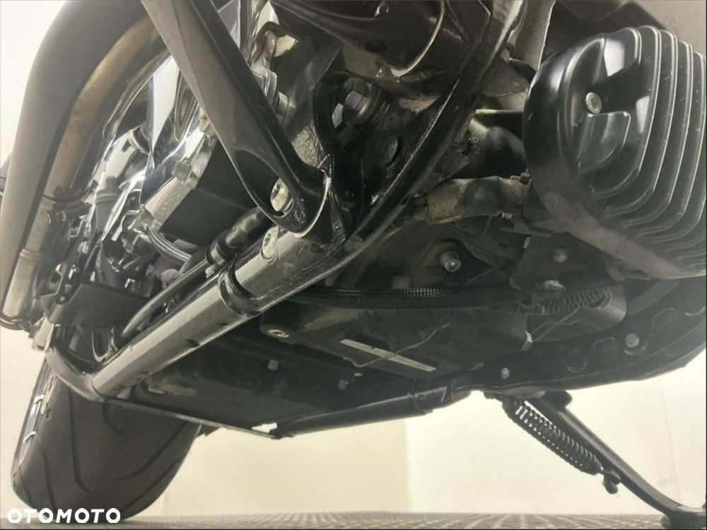 Harley-Davidson Softail Breakout - 10