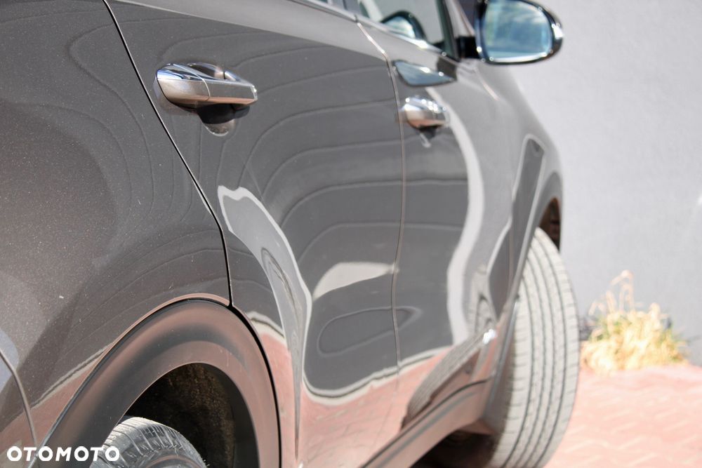 Kia Sportage 2.0 CRDI Business Line 4WD - 23