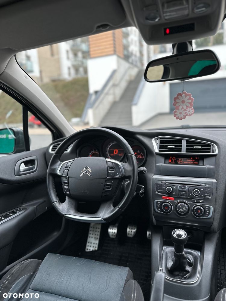 Citroën C4 1.6 VTi Exclusive - 6