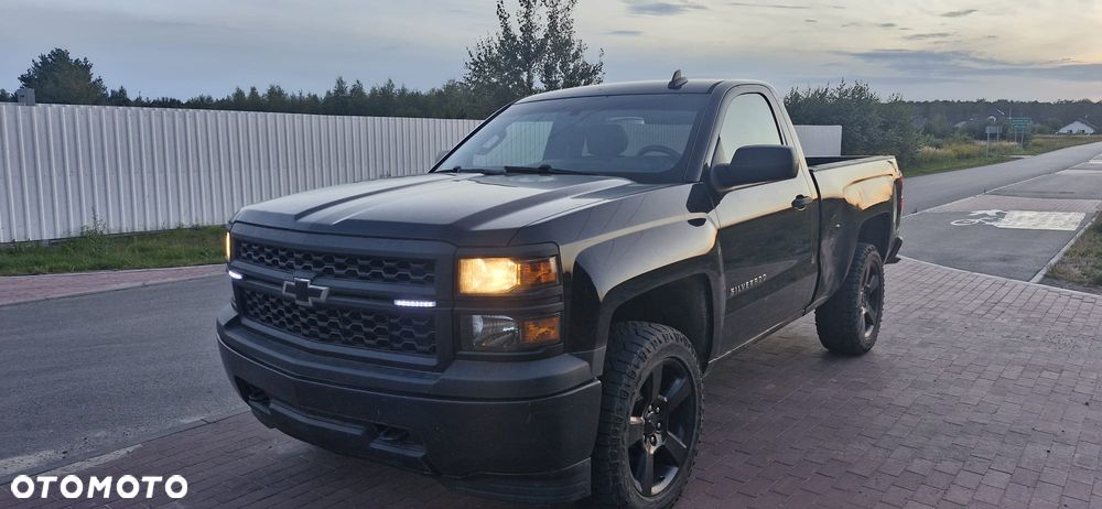 Chevrolet Silverado - 4
