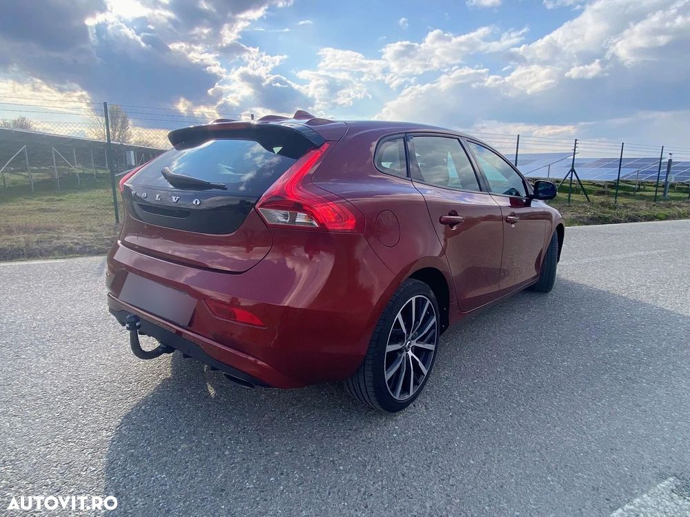 Volvo V40 D3 Momentum - 2